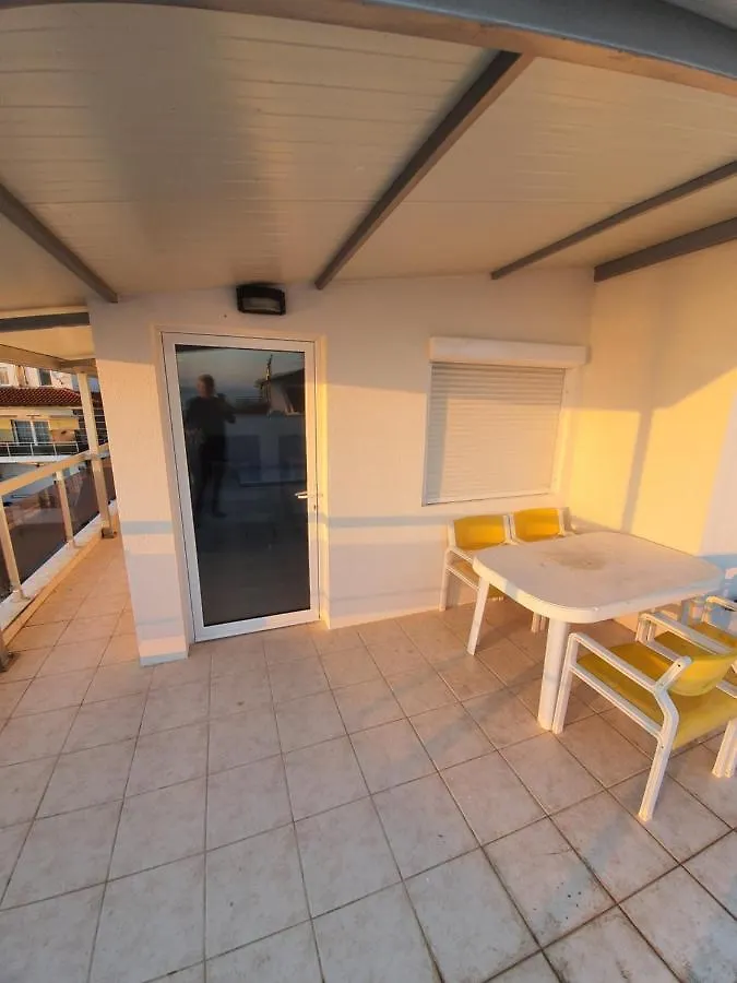 Sunset_Apartments Only 15 Meters From The Sea Neos Marmaras Aparthotel
